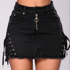 Fashion Nova Cobra Denim Skirt Sz M